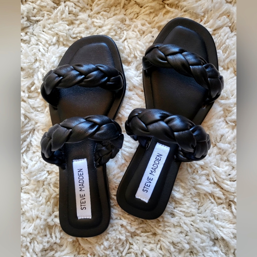 Women's Steve Madden black sandals size 5 - Picture 3 of 5